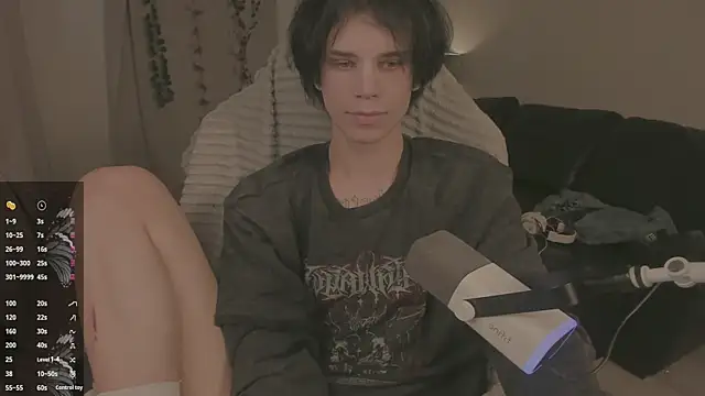 Snapshot of Wampeyes chatting on 10.14.25 Wampeyes online show from 10.14.25