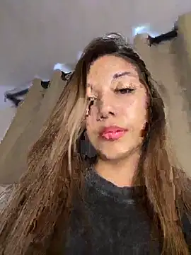 Iris lee online show from 10.08.25