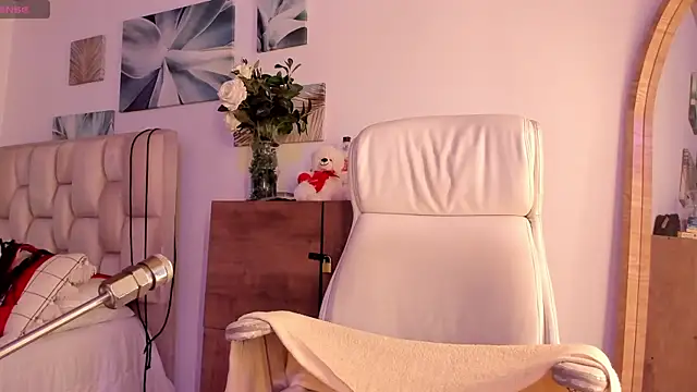 Coquette Johnson online show from 03.16.25