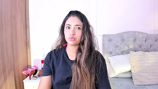 Isa squirt1 online show from 12.05.25