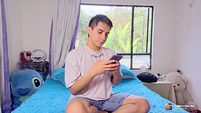 Chris Maddox online show from 12.19.25