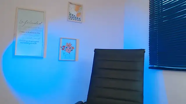 lucy diiaz online show from 01.21.25