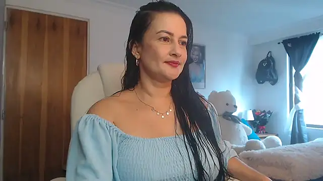 lucy diiaz online show from 09.12.25