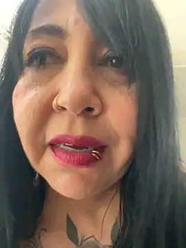 Snapshot of eva_sexx69 chatting on 03.10.25 eva sexx69 online show from 03.10.25