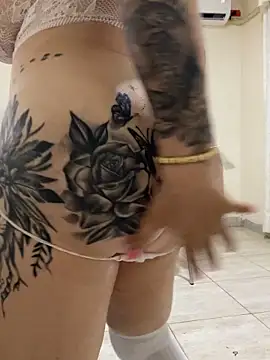 Snapshot of eva_sexx69 chatting on 10.02.25 eva sexx69 online show from 10.02.25