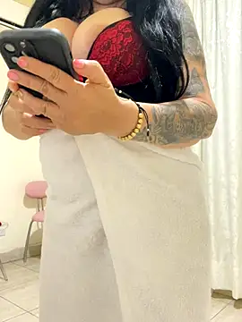 Snapshot of eva_sexx69 chatting on 10.19.25 eva sexx69 online show from 10.19.25