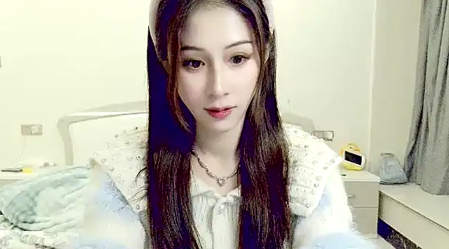 LaLaLiang online show from 01.03.25