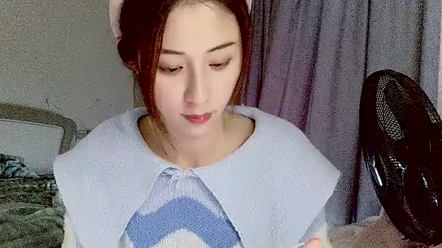 LaLaLiang online show from 01.16.25