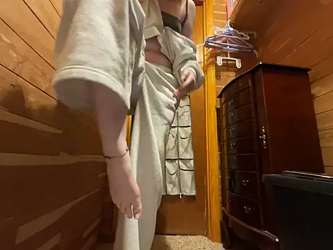 Snapshot of gingerbabe18 chatting on 01.02.25 gingerbabe18 online show from 01.02.25