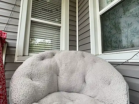 Snapshot of gingerbabe18 chatting on 09.16.25 gingerbabe18 online show from 09.16.25