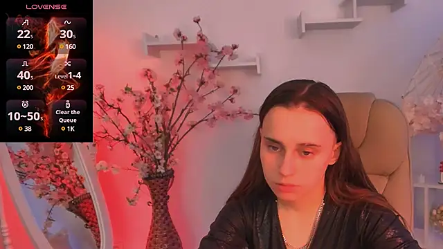 Dolly  Queen  online show from 12.04.24