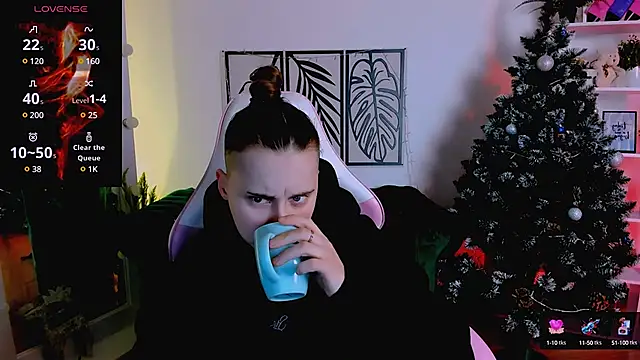 Dolly  Queen  online show from 01.13.25