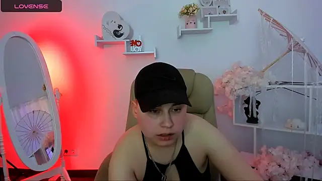 Dolly  Queen  online show from 03.04.25