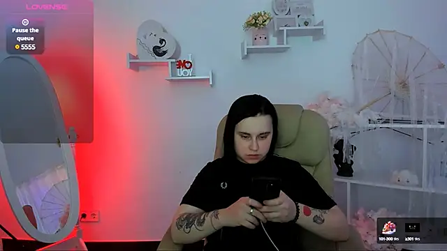 Dolly  Queen  online show from 03.07.25