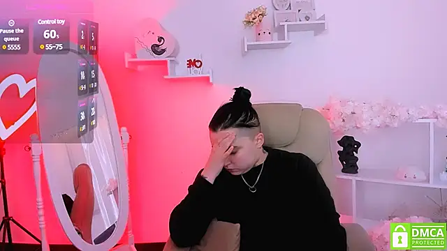 Dolly  Queen  online show from 03.16.25