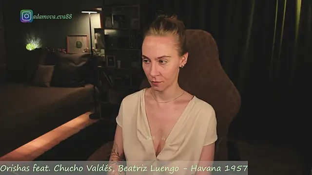 Snapshot of _Eva_Adama chatting on 05.20.26 Eva Adama online show from 05.20.26