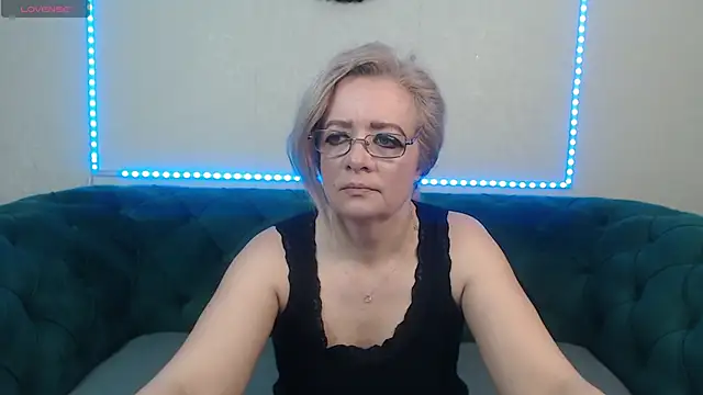 IvanaCharm online show from 03.13.25