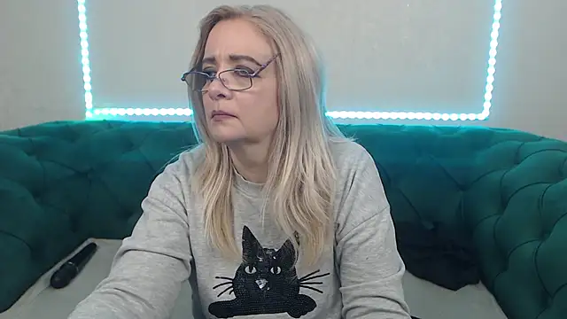 IvanaCharm online show from 01.11.26