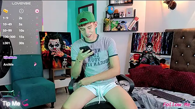 flowers18 online show from 11.26.25