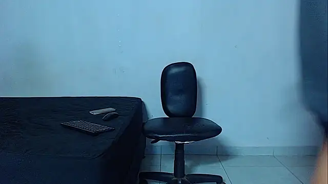 Snapshot of mikecoper_23 chatting on 02.02.26 mikecoper 23 online show from 02.02.26