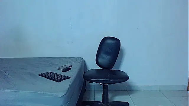 Snapshot of mikecoper_23 chatting on 02.11.26 mikecoper 23 online show from 02.11.26