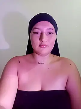 Celeste camila18 online show from 10.04.25