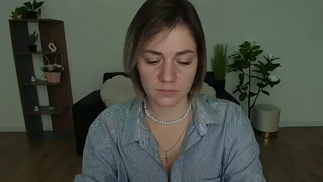 MariaSttone online show from 12.06.24