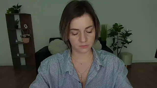 MariaSttone online show from 12.14.24