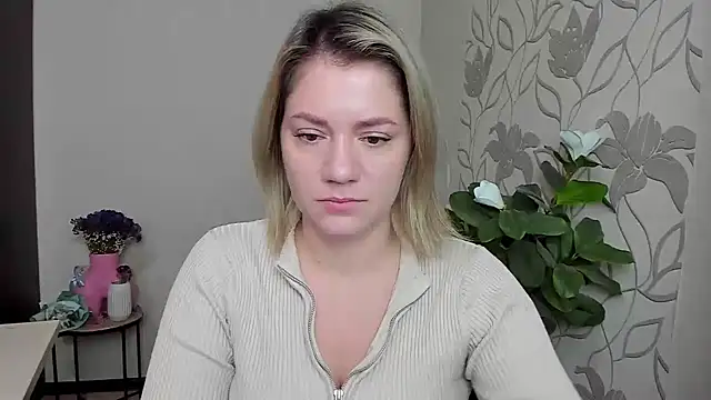 MariaSttone online show from 10.15.25