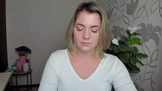 MariaSttone online show from 10.23.25