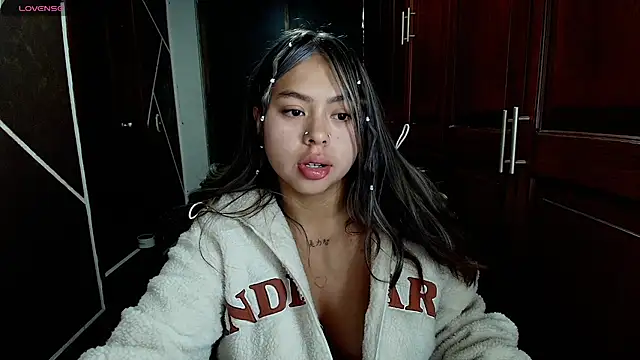 AntonellaRosee  online show from 03.16.25