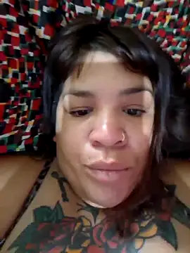 Snapshot of Naturalmenteyoo chatting on 02.25.25 Naturalmenteyoo online show from 02.25.25