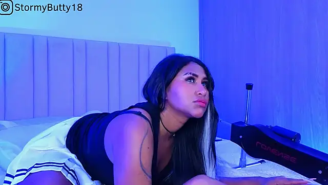 StormyButty18 online show from 01.14.25