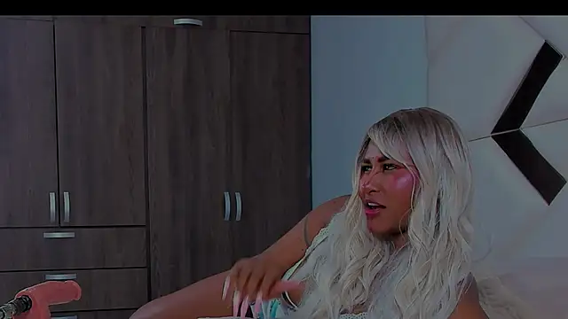 Snapshot of StormyButty18 chatting on 02.27.26 StormyButty18 online show from 02.27.26