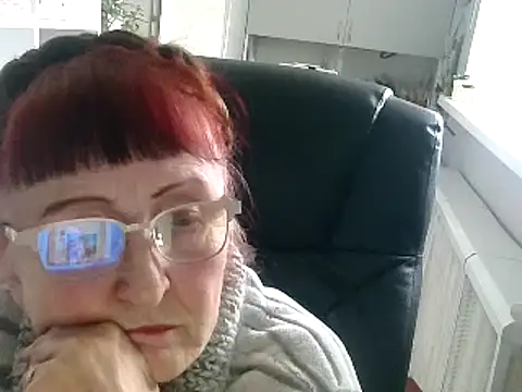Snapshot of TanyaSweet634 chatting on 02.05.25 TanyaSweet634 online show from 02.05.25