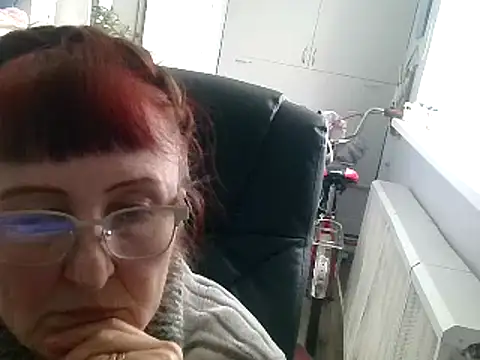 Snapshot of TanyaSweet634 chatting on 02.08.25 TanyaSweet634 online show from 02.08.25