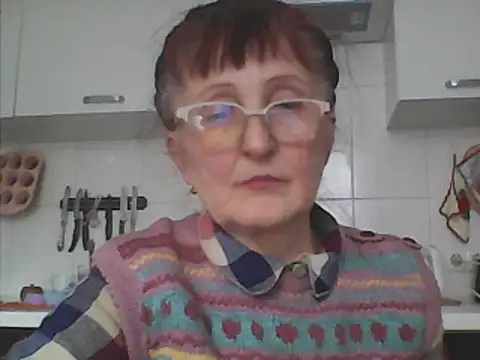 Snapshot of TanyaSweet634 chatting on 03.03.25 TanyaSweet634 online show from 03.03.25
