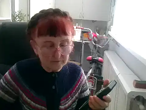 Snapshot of TanyaSweet634 chatting on 03.19.25 TanyaSweet634 online show from 03.19.25