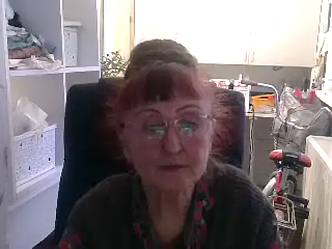 Snapshot of TanyaSweet634 chatting on 03.22.25 TanyaSweet634 online show from 03.22.25