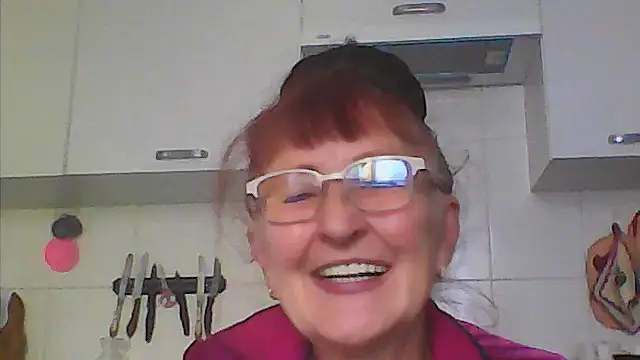 Snapshot of TanyaSweet634 chatting on 09.19.25 TanyaSweet634 online show from 09.19.25