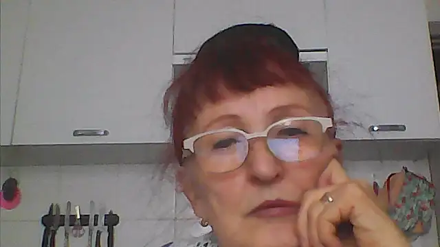 Snapshot of TanyaSweet634 chatting on 09.22.25 TanyaSweet634 online show from 09.22.25