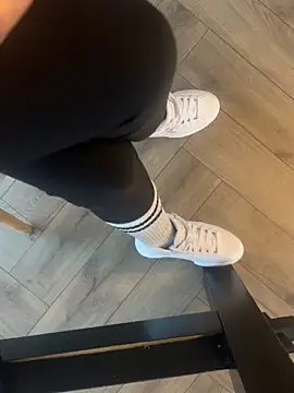 FeetVibe online show from 10.20.25