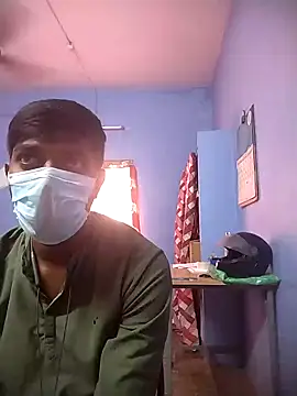 Snapshot of Tamilandteluguboy14 chatting on 12.23.24 Tamilandteluguboy14 online show from 12.23.24