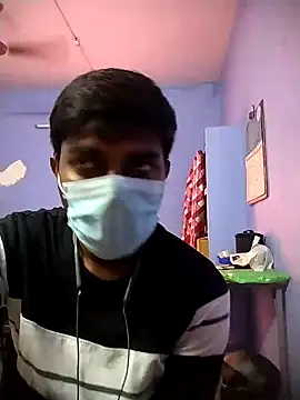 Snapshot of Tamilandteluguboy14 chatting on 12.30.24 Tamilandteluguboy14 online show from 12.30.24