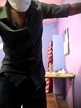 Snapshot of Tamilandteluguboy14 chatting on 03.22.25 Tamilandteluguboy14 online show from 03.22.25