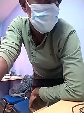 Snapshot of Tamilandteluguboy14 chatting on 10.04.25 Tamilandteluguboy14 online show from 10.04.25