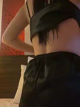 English-Chloe96 online show from 02.28.25