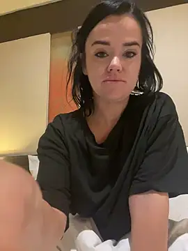 English-Chloe96 online show from 11.06.25