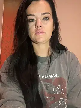 English-Chloe96 online show from 12.14.25