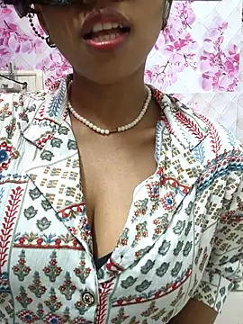 sandy naughty online show from 02.16.26